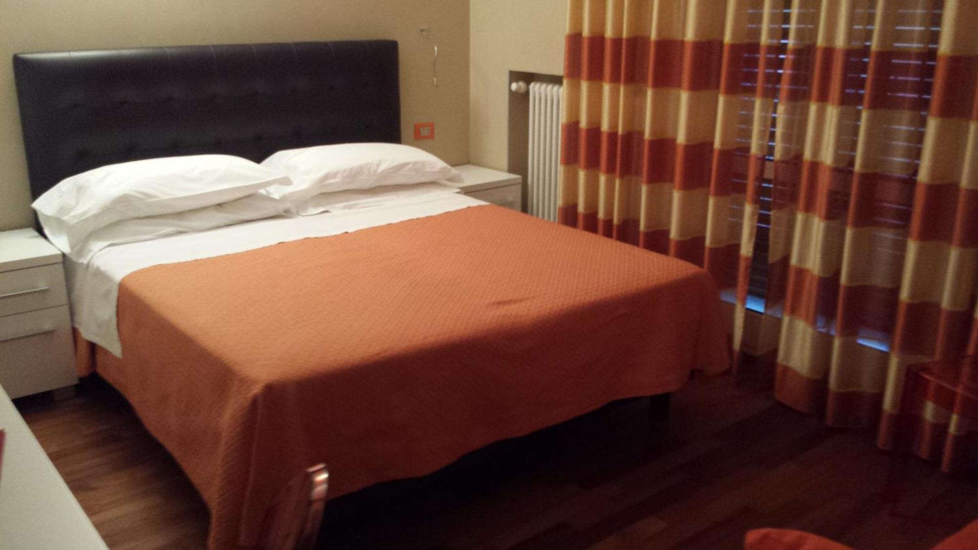 Hotel Corso Alaxi Hotels Alassio Pokoj fotografie